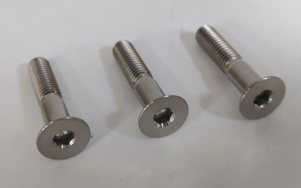 countersunk titanium bolt