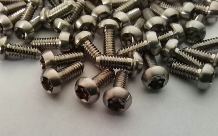 GRADE 5 TITANIUM SCREWS M2X5